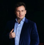 Дмитрий Хромов